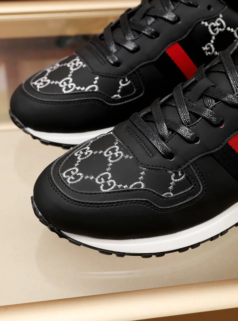 Factory price: 400💰 (GUCCI) The latest summer model from the official website🎁🎁casual and fashionable men's shoes👟, hot style💥The version is simple and elegant, exclusive for trendy men, the upper is made of calfskin electric embroidery pattern ➕The inner lining is made of sheepskin, soft and comfortable, black and white two-color optional, code number: 38-44, customized 45